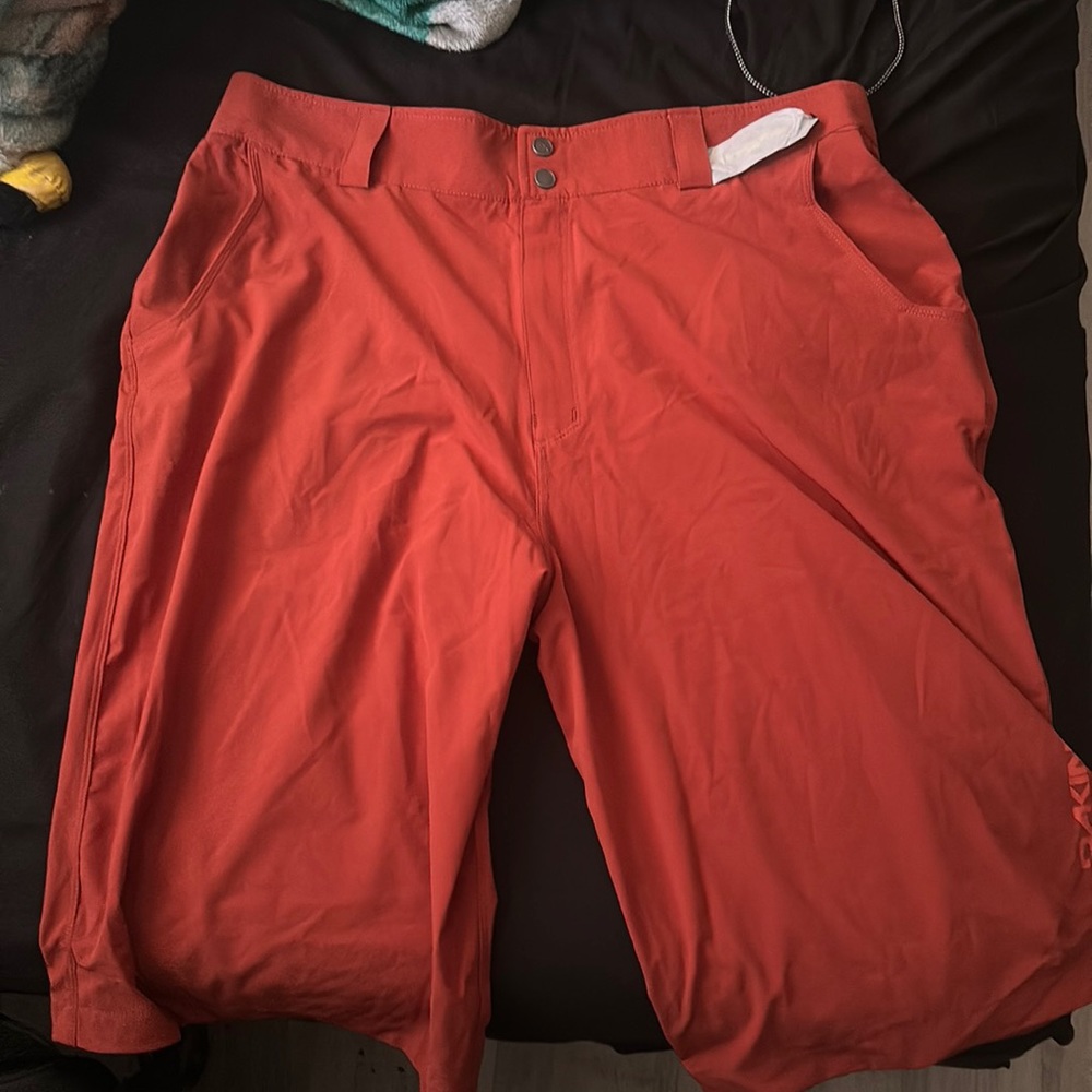 Dakine mountain bike shorts